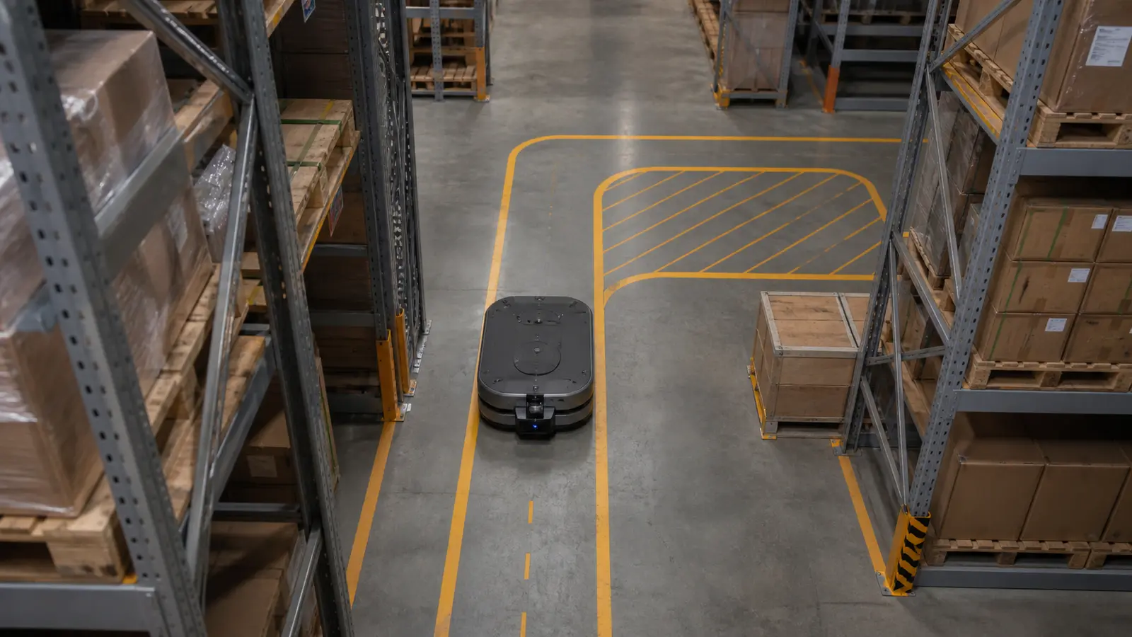 AGV and AMR navigation LiDAR evaluation in a warehouse aisle